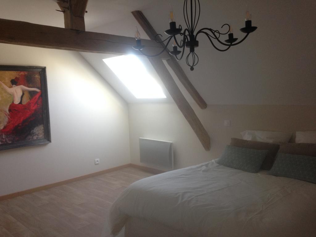 Kasaloc Apartamento Maintenon Exterior foto