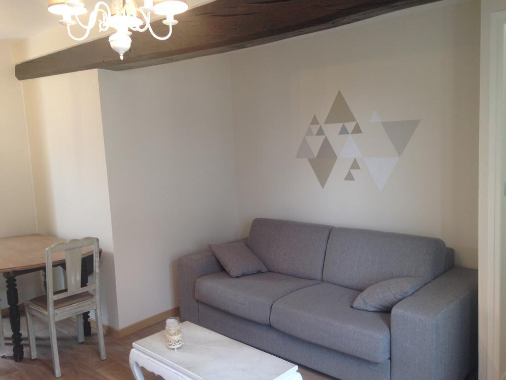 Kasaloc Apartamento Maintenon Exterior foto
